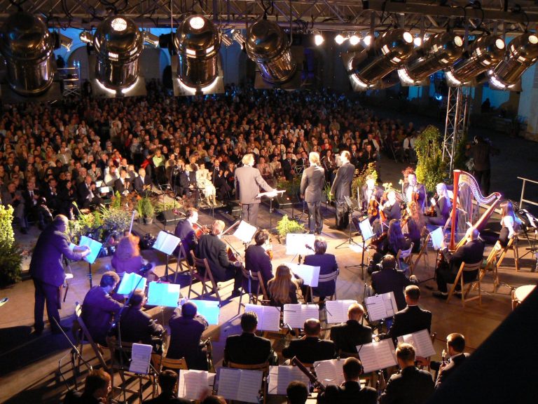 Euro 2012 Open Air Concert with TVP productions Tenors & Diva, W. Mrozek AVIP Production (1)